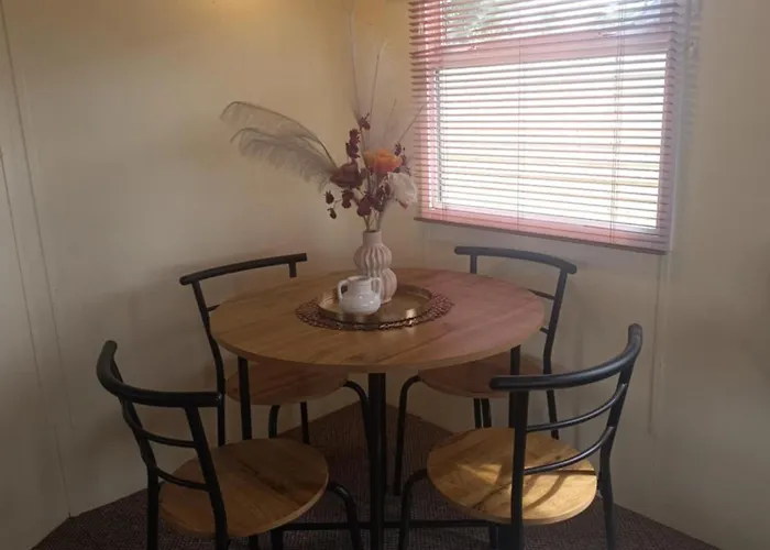 Mount Bolton Mobile Lejlighed